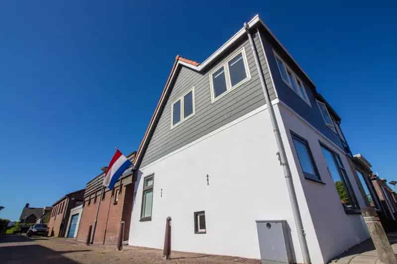 2 1 Kapwoning met Dakterras Nabij NS Station
