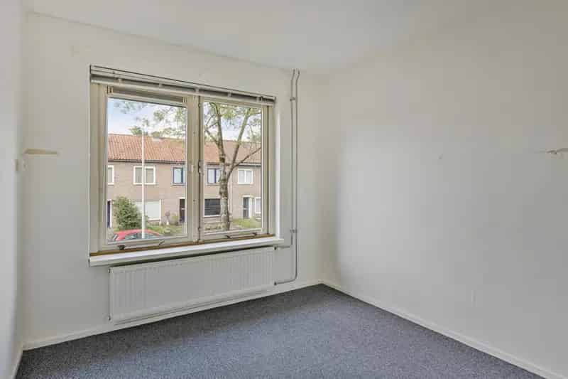 Tussenwoning Amersfoort 3 slaapkamers diepe tuin nabij centrum