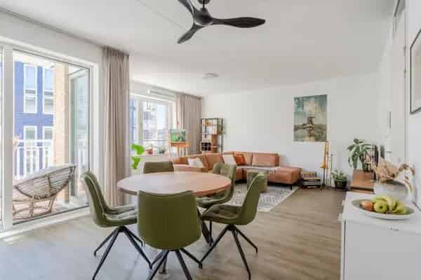 3 Kamer Appartement Holland Park Diemen Ruim Licht Balkon