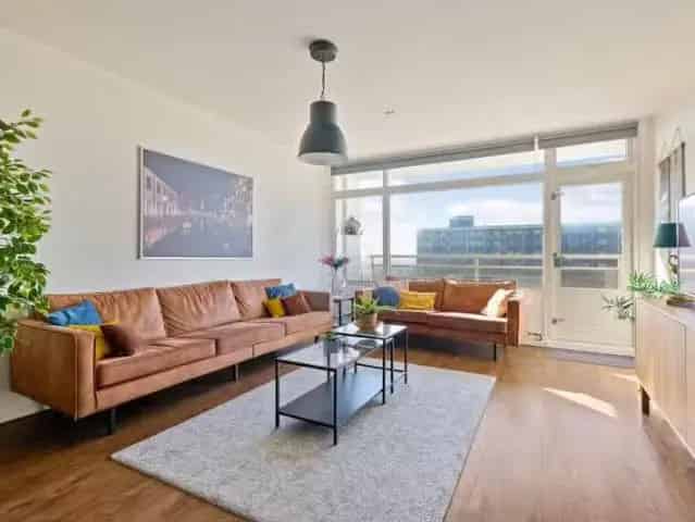 Ruim 4 Kamer Appartement Amsterdam Noord Zonnig Balkon