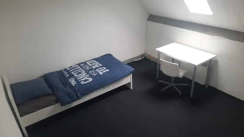 Student Room for Rent