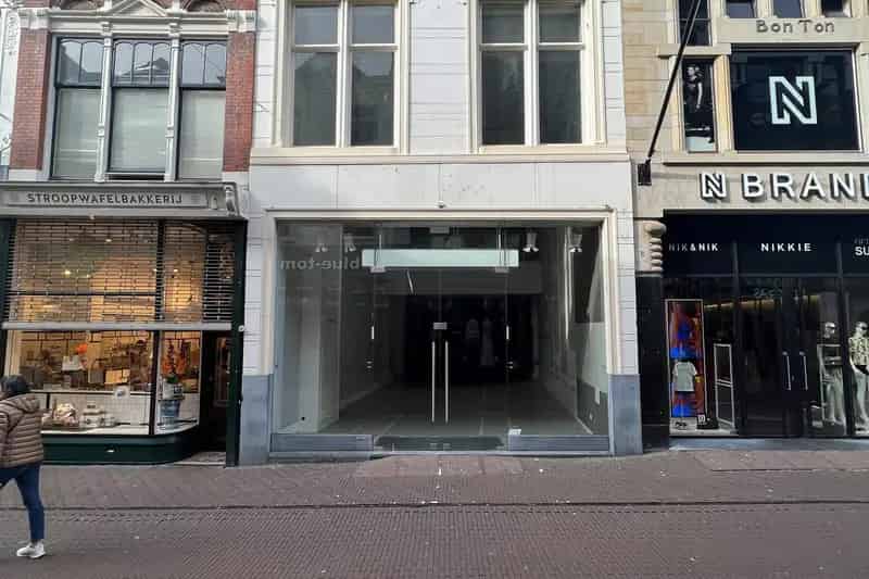 Winkel te Huur Venestraat 41 Den Haag 407m²