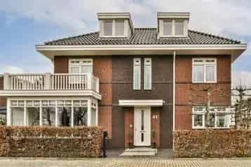 Herenhuis 6 kamers te huur Kaag