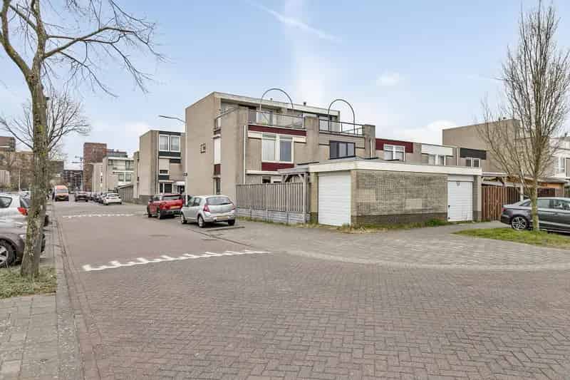 Mazurka 45: Luxe Instapklare Woning te Zaandam