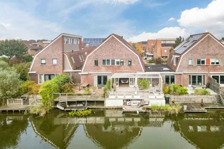 Huis Te Koop in 28, Schildersloot, Broek op Langedijk, Noord-Holland