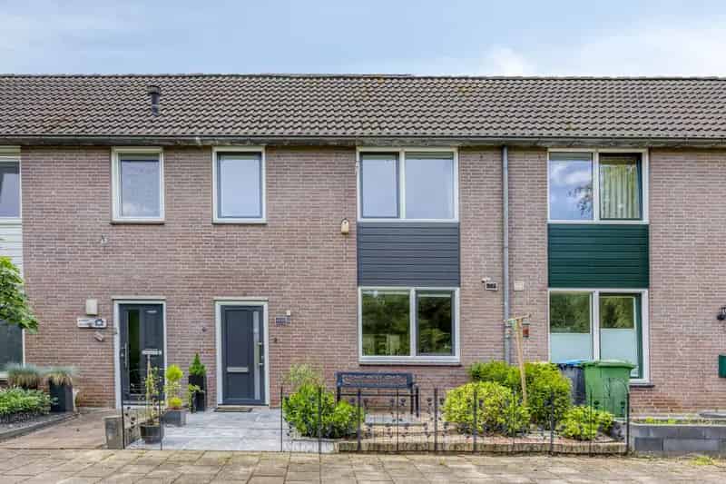Huis te koop Apeldoorn: Ruime 4 slaapkamer woning, Energielabel A