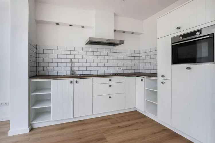 Hoekwoning Hulst 3 slaapkamers Ruime tuin Moderne keuken