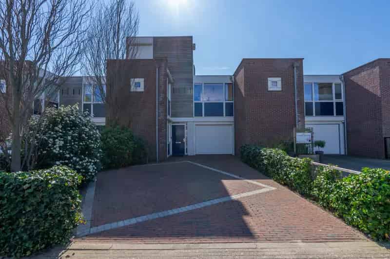 Tussenwoning Bemmel Royale Garage Daktuin Kantoor Aan Huis