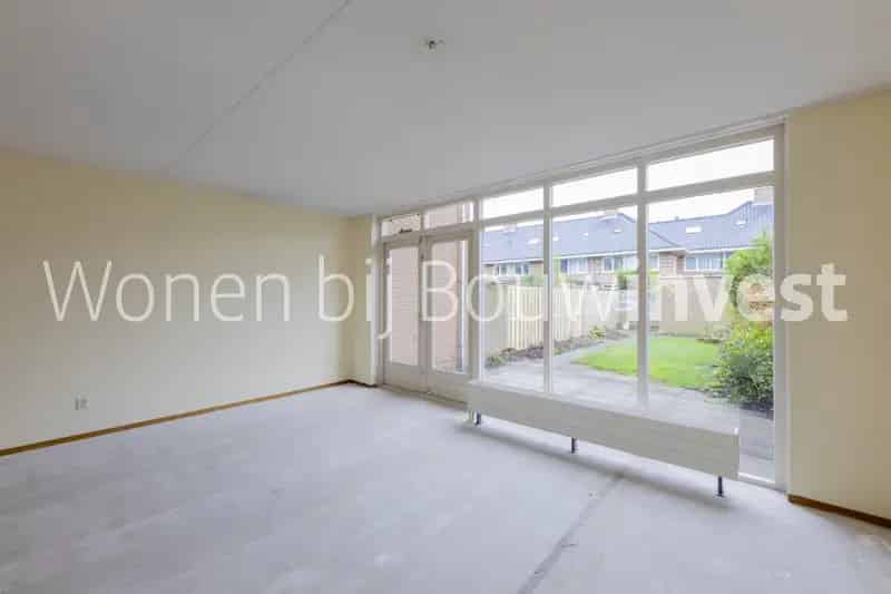 Ruime Tussenwoning 140m2 Leidschendam 3 Slaapkamers Garage Tuin