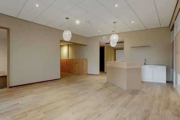 155m² Multifunctionele Ruimte Amsterdam Sloterdijk Direct Beschikbaar