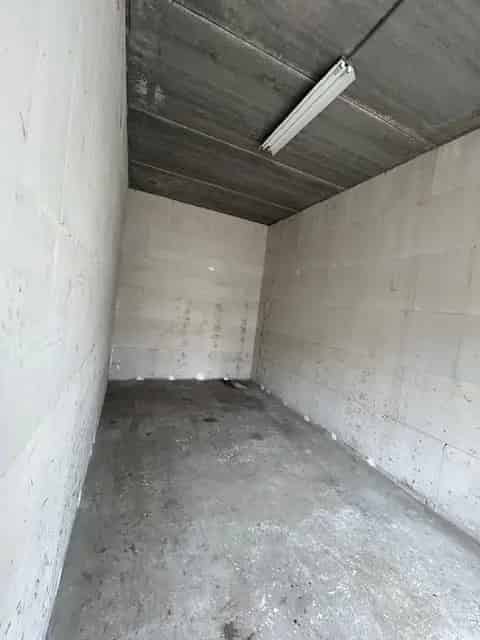 Bedrijfshal Lelystad Opslagbox 23m2 te koop
