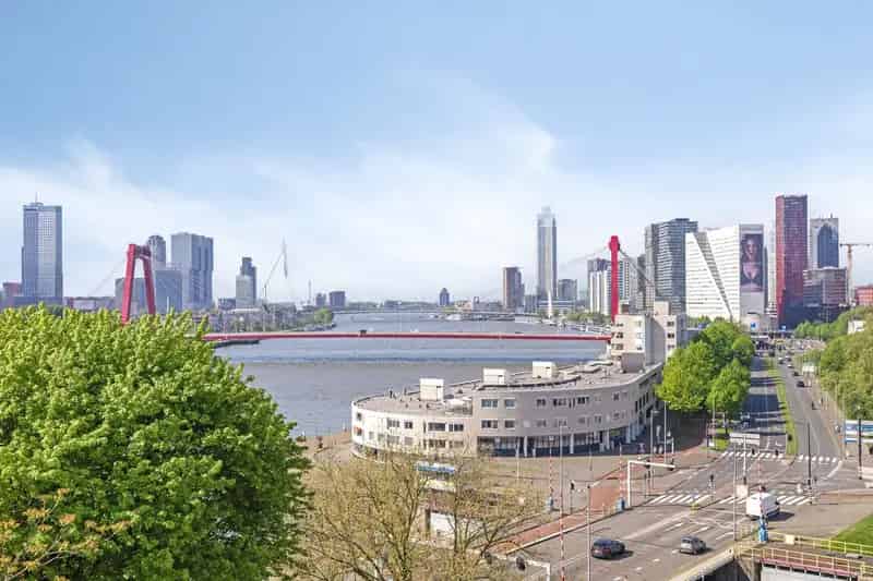 Luxe appartement Rotterdam Maas uitzicht 3 kamers parkeerplaats
