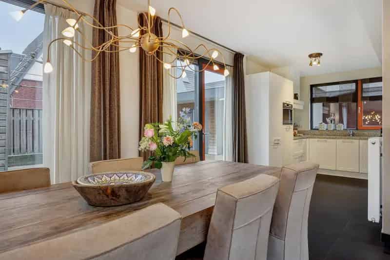 Huis Te Koop , 213, Schriekse Heihoek, Berghem, Noord-Brabant
