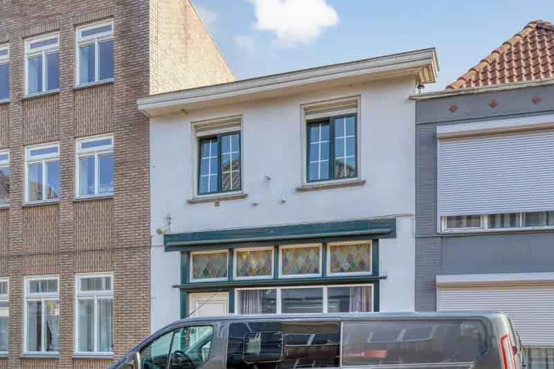 Sfeervolle Bovenwoning Centrum Steenbergen Starters