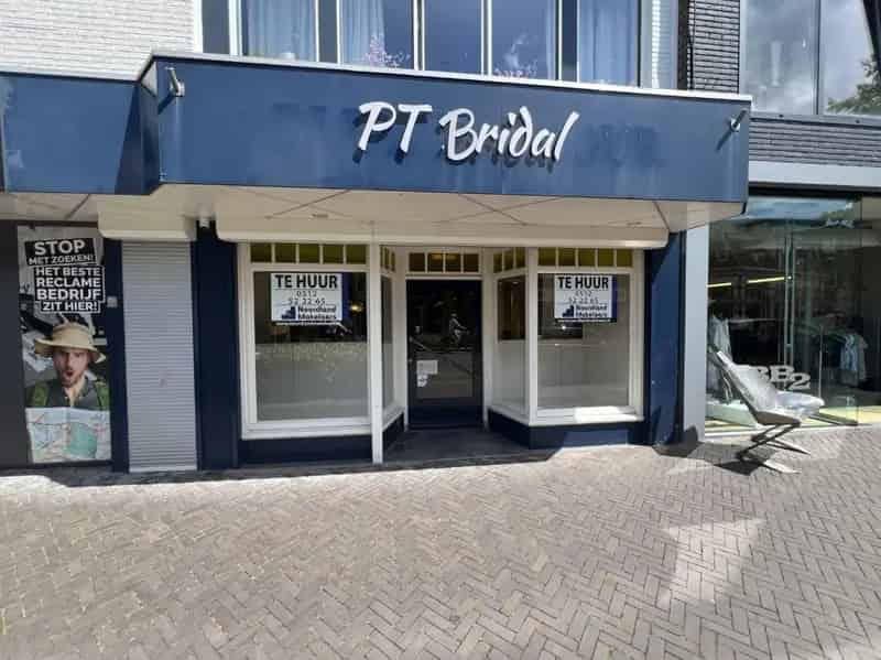 Winkel te Huur Emmen Centrum 165m2 Instapklaar