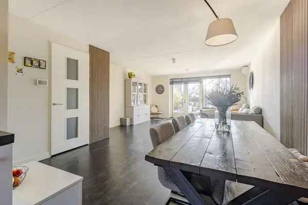 Ruime Tussenwoning 5 Slaapkamers Grote Tuin Zuid Airco
