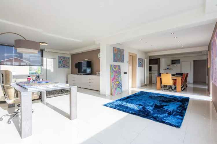 Luxe Villa met Zwembad en Wellness Kerkrade