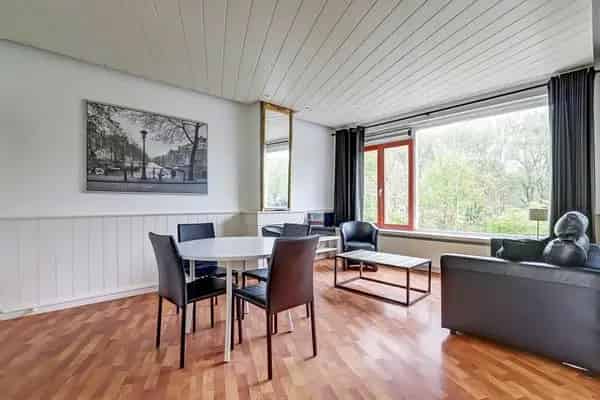 2 Kamer Appartement Rotterdam Noord 52m2 Balkon Berging