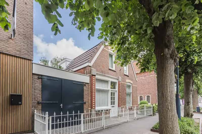 Huis te koop Made Centrum: Gezinswoning met winkelmogelijkheden