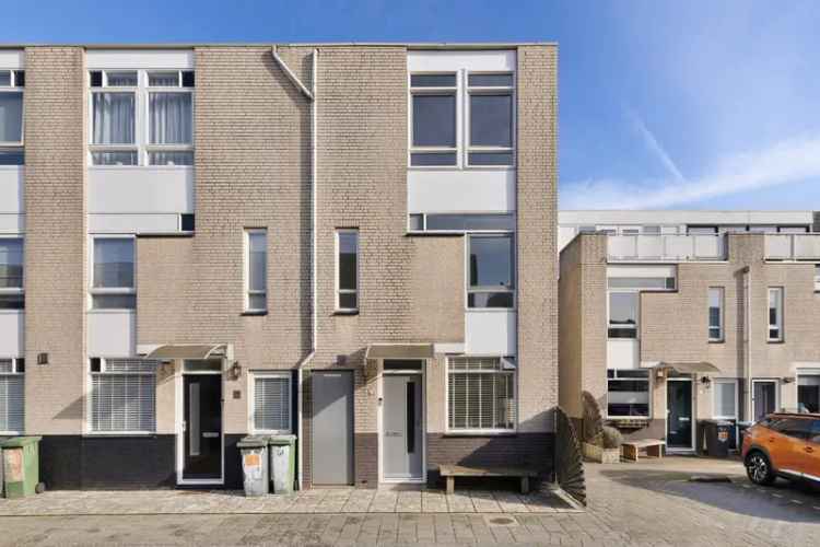 Ruime Familiewoning Westwatering 4 slaapkamers Tuin Dakterras