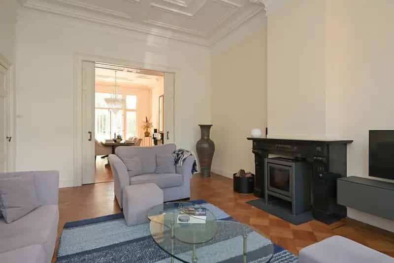 Herenhuis te koop in Duinoord 289m2