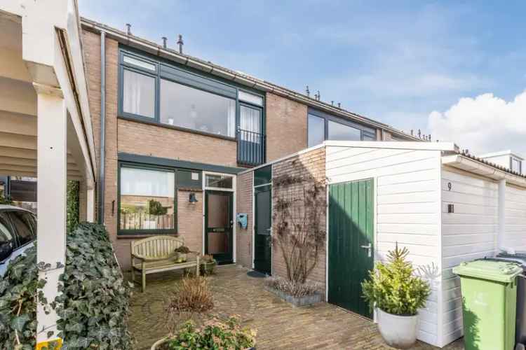 Huis te koop Koog aan de Zaan Ruim 3 Slaapkamers Familiehuis Tuin Speelveld