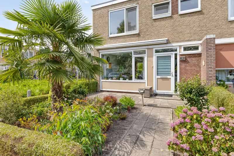 Eindwoning Delft 4 slaapkamers ruime tuin