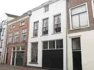 Studio Voorstraat Kampen Gerenoveerd met originele details