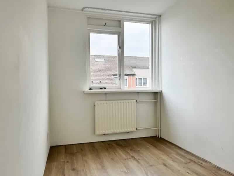 Ruime gezinswoning Hoogland 4 slaapkamers moderne keuken