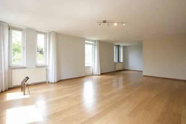Ruim appartement Bloemendal 2 slaapkamers nabij kasteel