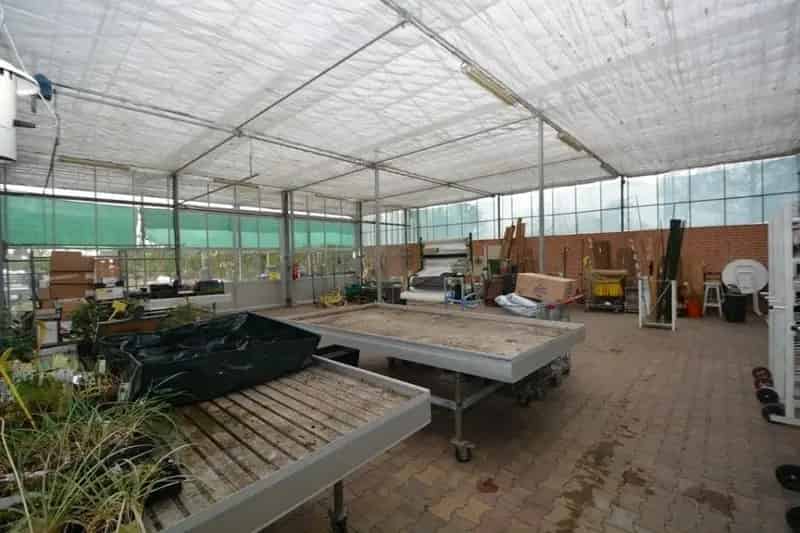364m² Bedrijfsruimte Kas Buitengebied