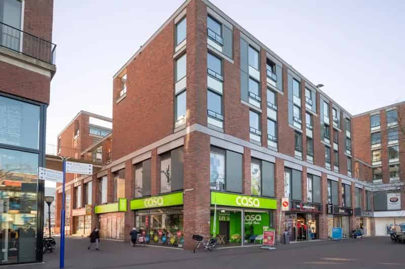 Winkel te huur Delft Zuidpoort 855m2