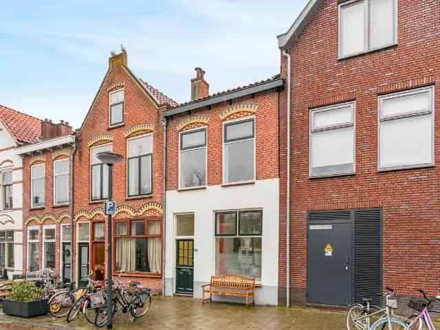 Bovenwoning Leiden Groenoord 2 slaapkamers balkon