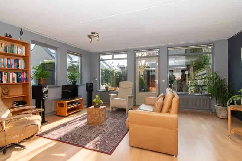 6 Kamer Hoekwoning Zoetermeer Ruime Tuin Zonnepanelen Energielabel A