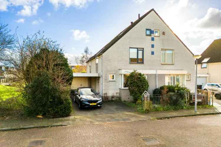 Twee Onder Een Kapwoning Oostzaan 5 Slaapkamers Ruime Tuin