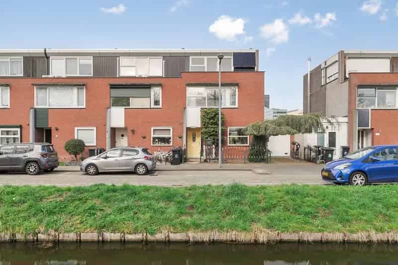 Hoekwoning Kralingseveer Eigen Grond Garage Tuin 3 5 slaapkamers