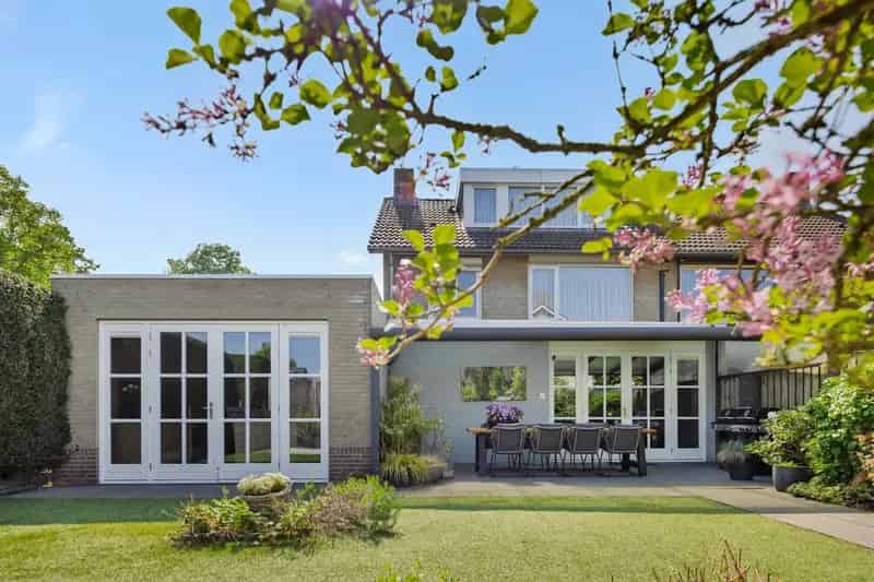 Gasloze gezinswoning Rosmalen 5 slaapkamers