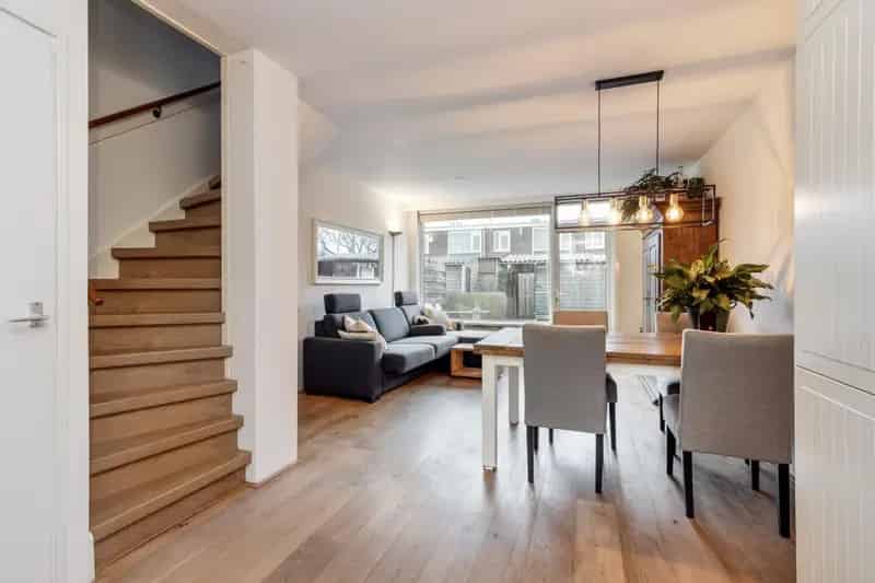 Eengezinswoning Oudeland 3 slaapkamers diepe tuin