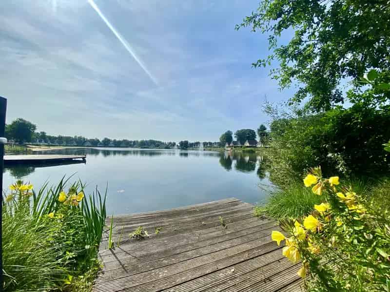 Luxe Recreatiewoning Aan Het Water 6 Slaapkamers Limburg