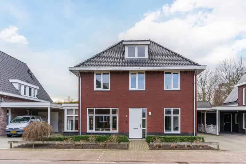 Moderne Vrijstaande Woning Boskant 5 Slaapkamers Grote Tuin