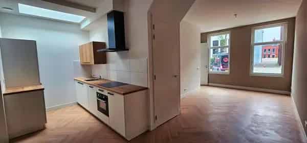Te Huur: 3-Kamer Appartement met Ruime Tuin in Wormerveer
