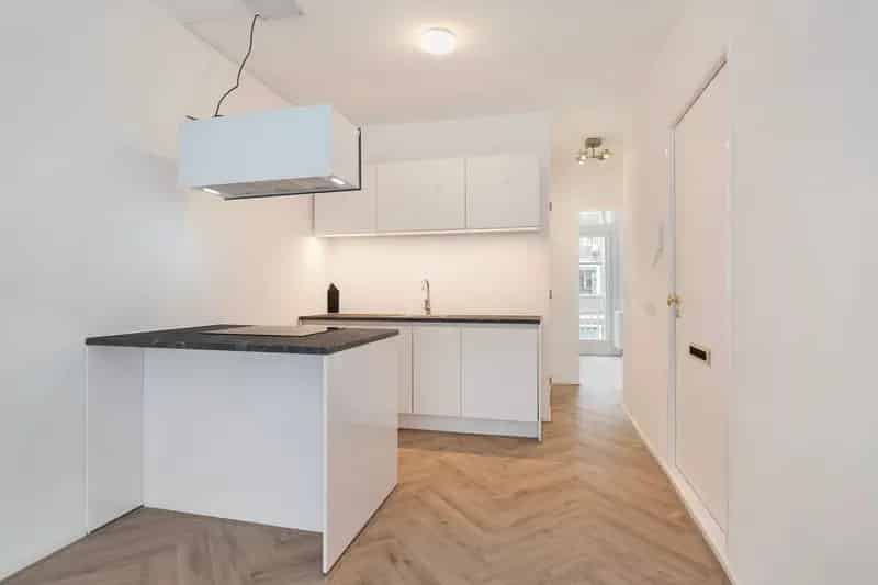 Appartement Rotterdam 2 slaapkamers 2 badkamers balkon gerenoveerd