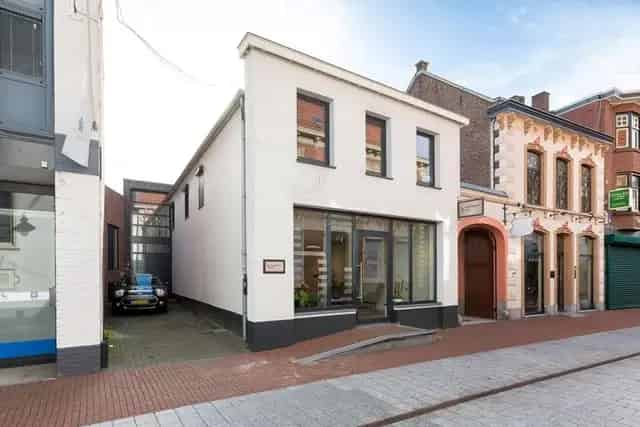 Galerijflat te huur in Weert 3 kamers 53m2