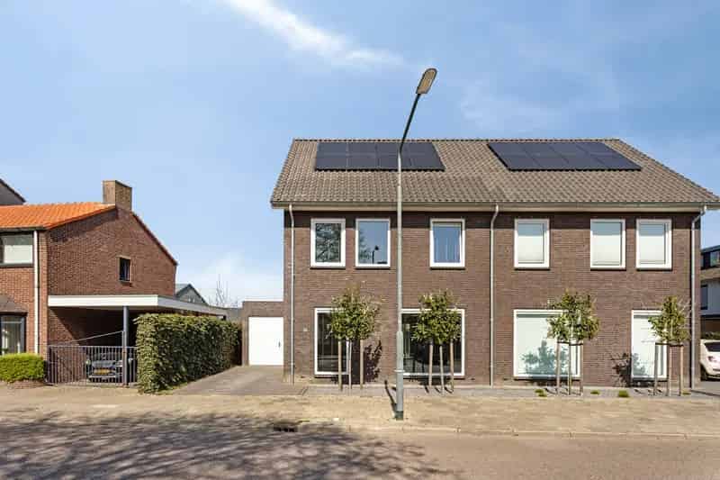 Huis te koop Oosterhout: Moderne 2 1 Kapwoning 3 slaapkamers 2022