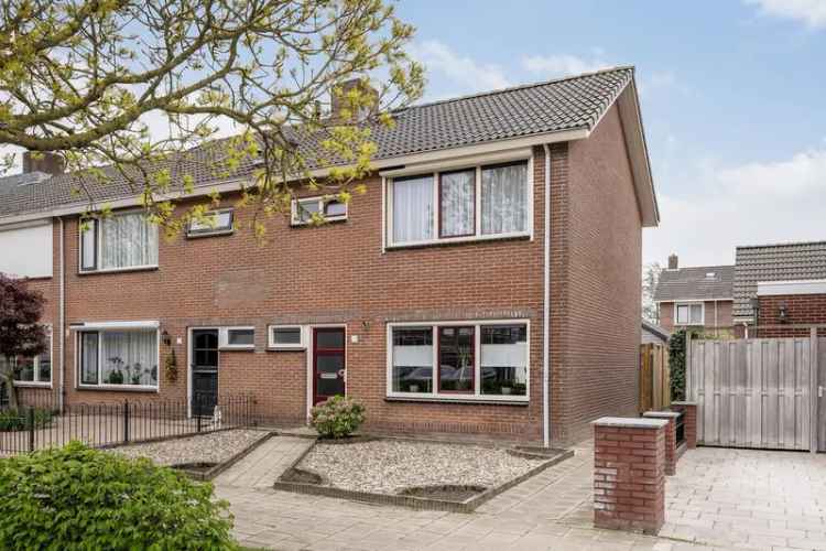 Ruime Eindwoning 3 Slaapkamers Tuin Starters Instapklaar