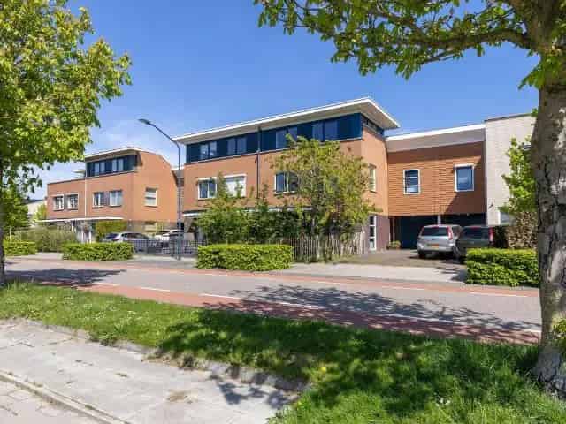 Ruime 2-onder-1-kapwoning Hoorn 165m2  Uitzicht Landerijen