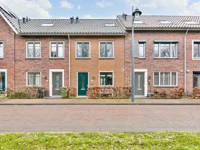 Moderne Duurzame Tussenwoning Hoofddorp 100m2