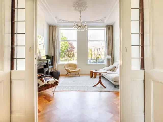 Herenhuis Witte Singel Leiden 6 slaapkamers 230m2