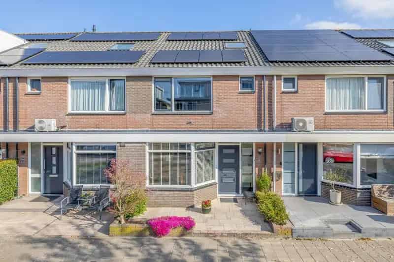 Ruime Familiewoning Rokkeveen 4 slaapkamers 2 badkamers