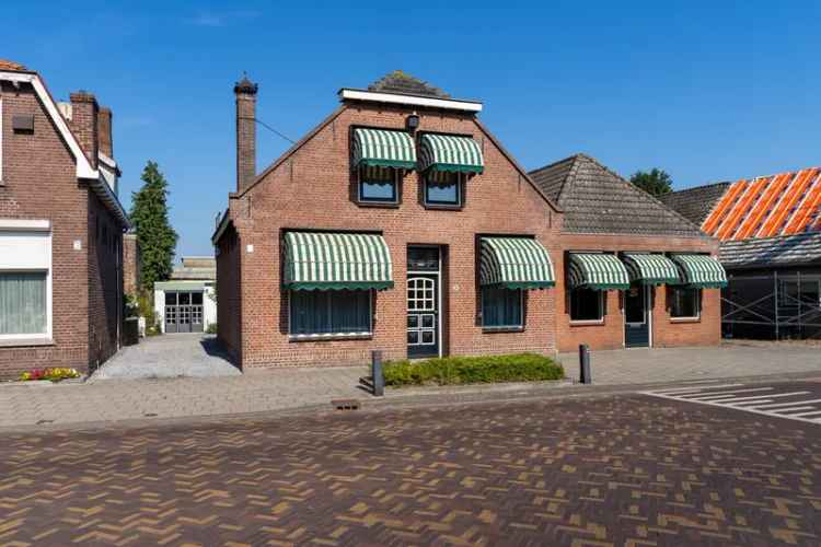 Huis Te Koop in 18, Kerkstraat, Sprang-Capelle, Noord-Brabant